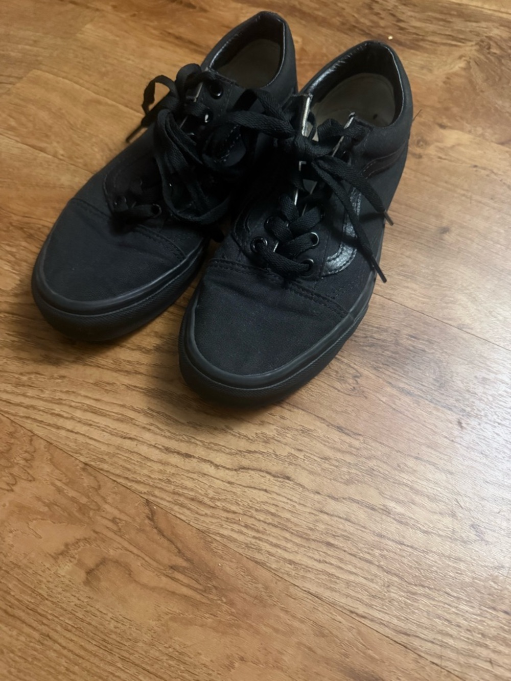 Vans Women's Low-Top Canvas Sneakers in Black